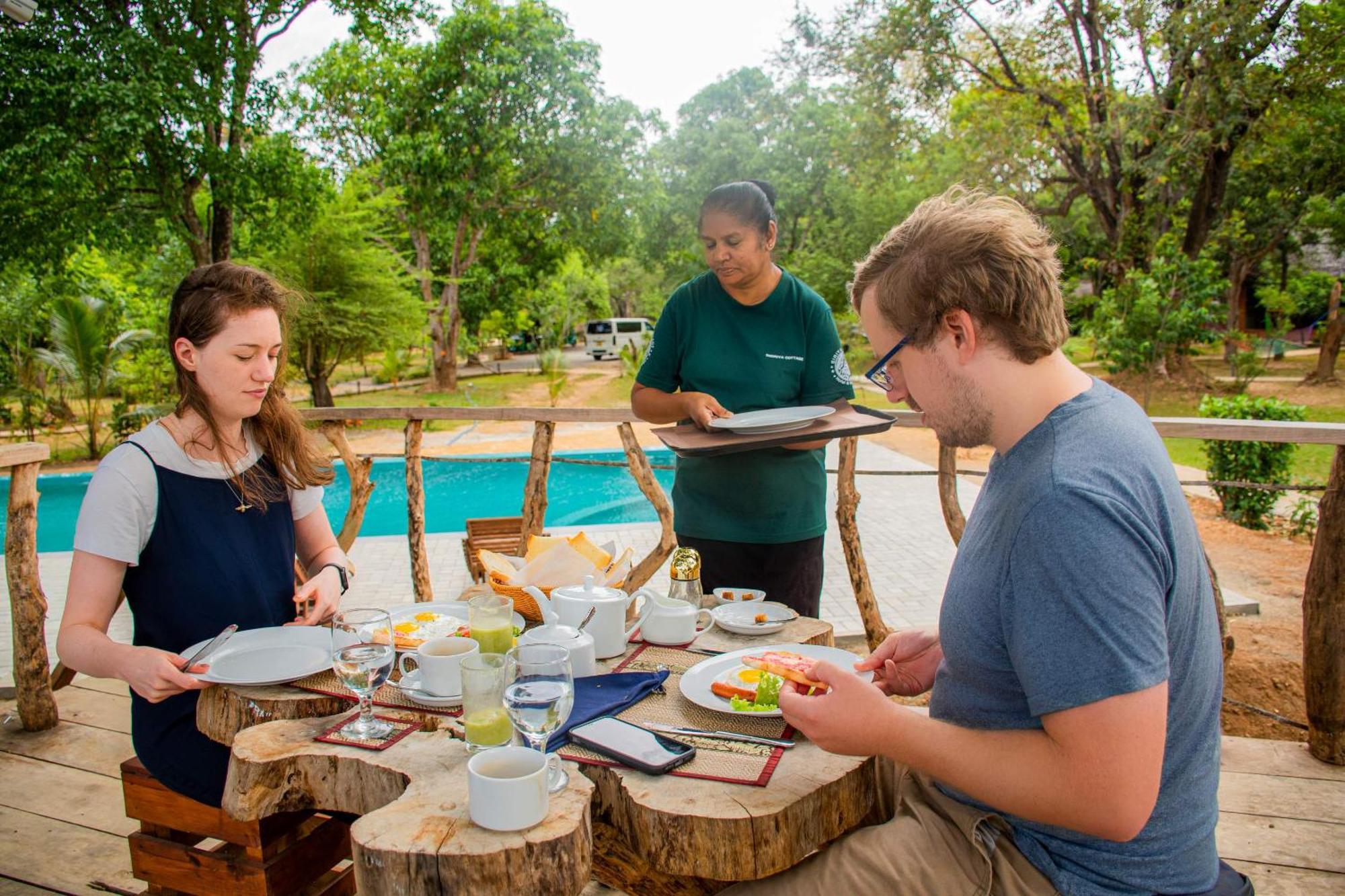 Sigiriya Cottage ภายนอก รูปภาพ